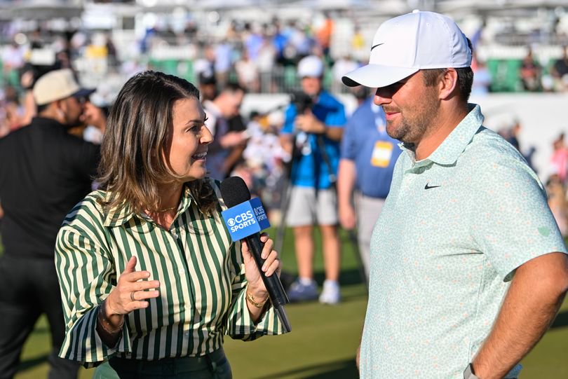 Chris Gotterup teared up in an interview with Amanda Balionis in Phoenix
