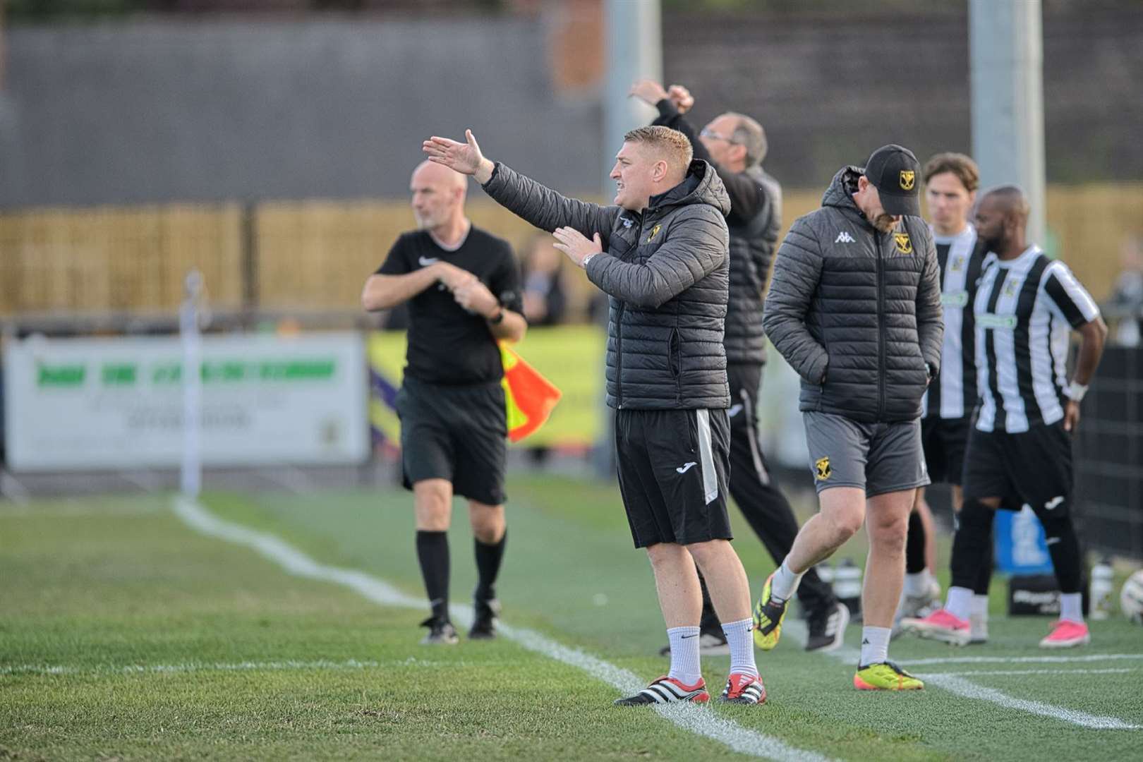 Tadley manager Joe Lawler offers some tactical guidance. Photo by Rob Mellor