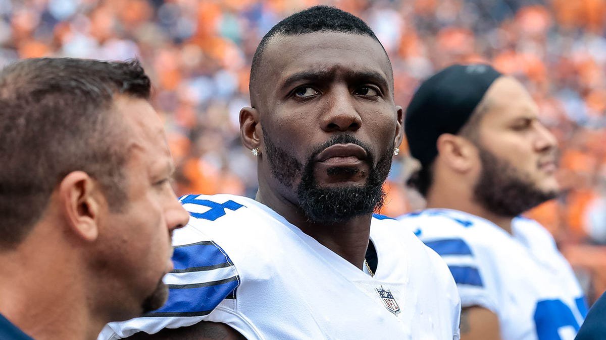 Dez Bryant looks on