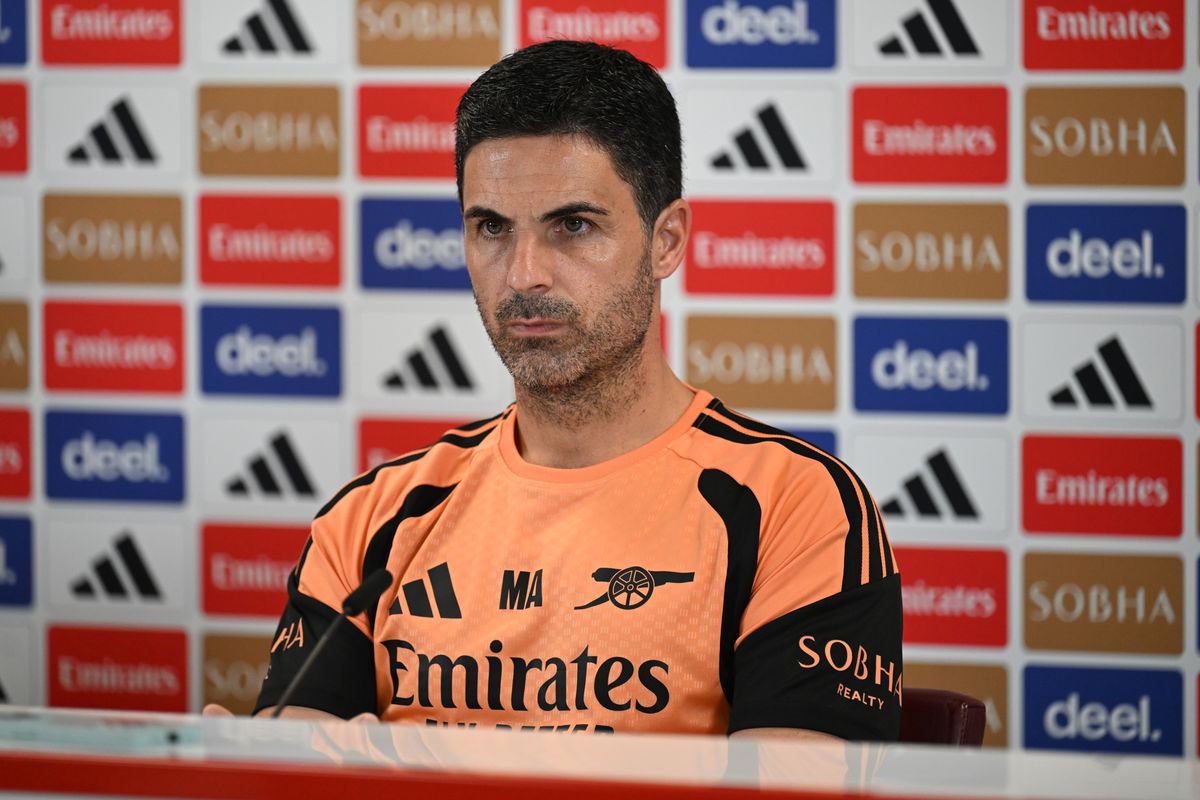 LONDON COLNEY, ENGLAND - AUGUST 20: Arsenal manager Mikel Arteta attends a press conference at Sobha Realty Training Centre on August 20, 2026 in London Colney, England. (Photo by Stuart MacFarlane/Arsenal FC via Getty Images)