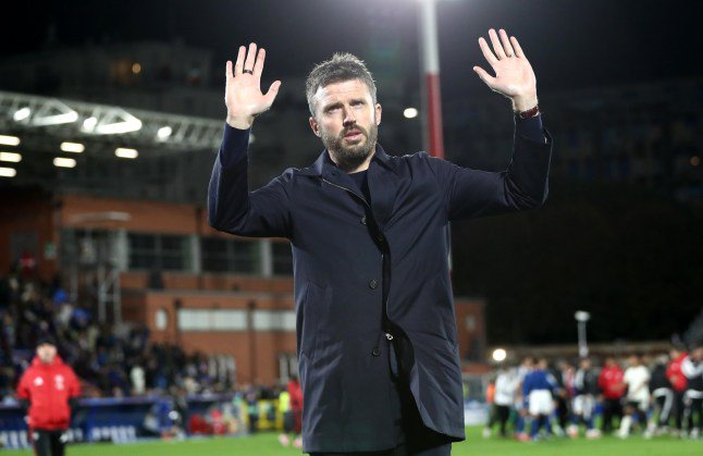 COMO, ITALY - OCTOBER 21: Michael Carrick, Manager of Manchester United, reacts after the UEFA Champions League 2026/27 League Phase MD3 match between Como 1907 and Manchester United at Giuseppe Sinigaglia Stadium on October 21, 2026 in Como, Italy. (Photo by Marco Luzzani/Getty Images)
