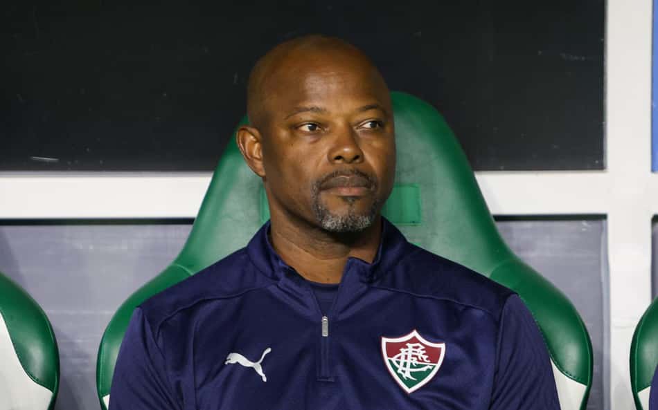 Marcão, do Fluminense, no banco de reservas