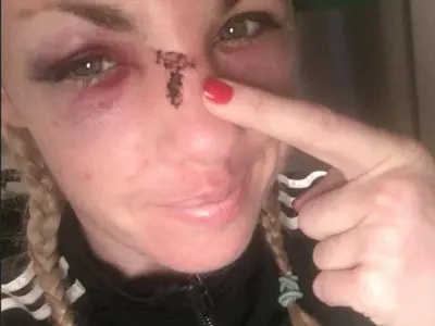 Heather Hardy é uma ex-pugilista profissional americana e lutadora de MMA