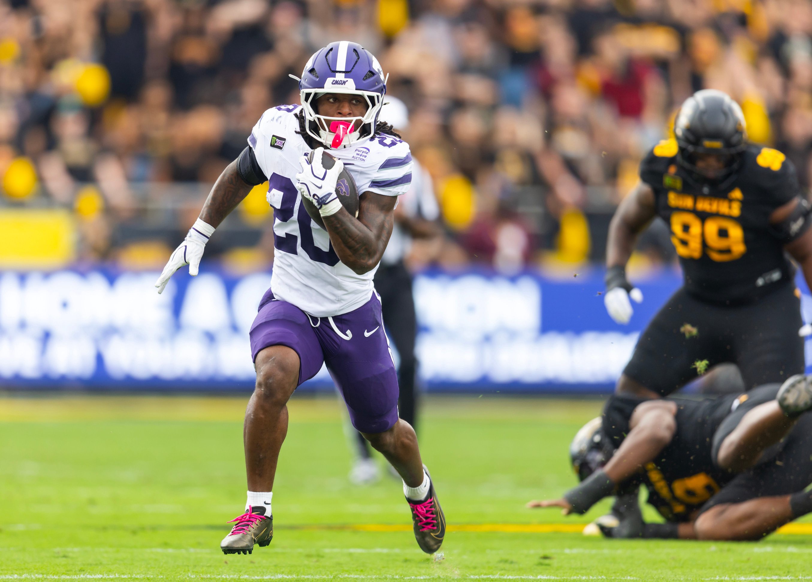 Kansas State Wildcats running back Rodney Fields Jr. (20) against the Arizona State Sun Devils in the first half at Mountain America Stadium on Oct. 24, 2026, in Tempe.