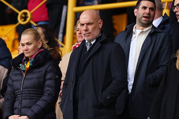 Howard Webb says he personally apologised to Manchester United over the phone