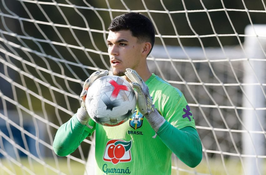  Morisco é o único goleiro da última lista mantido em nova convocação