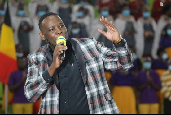 Gospel artiste Smith Mwatia also known as Rufftone announced that he is eyeing the Nairobi senator seat.