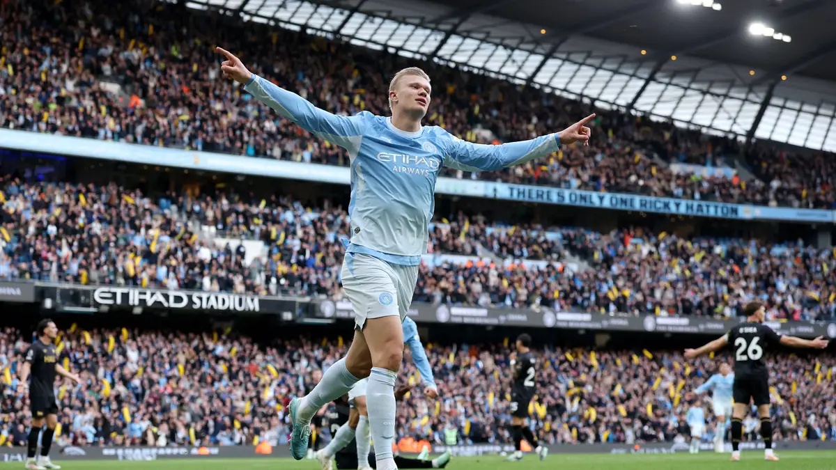 Most consecutive wins to start a Premier League season
