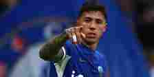 Chelsea's Enzo Fernandez pointing