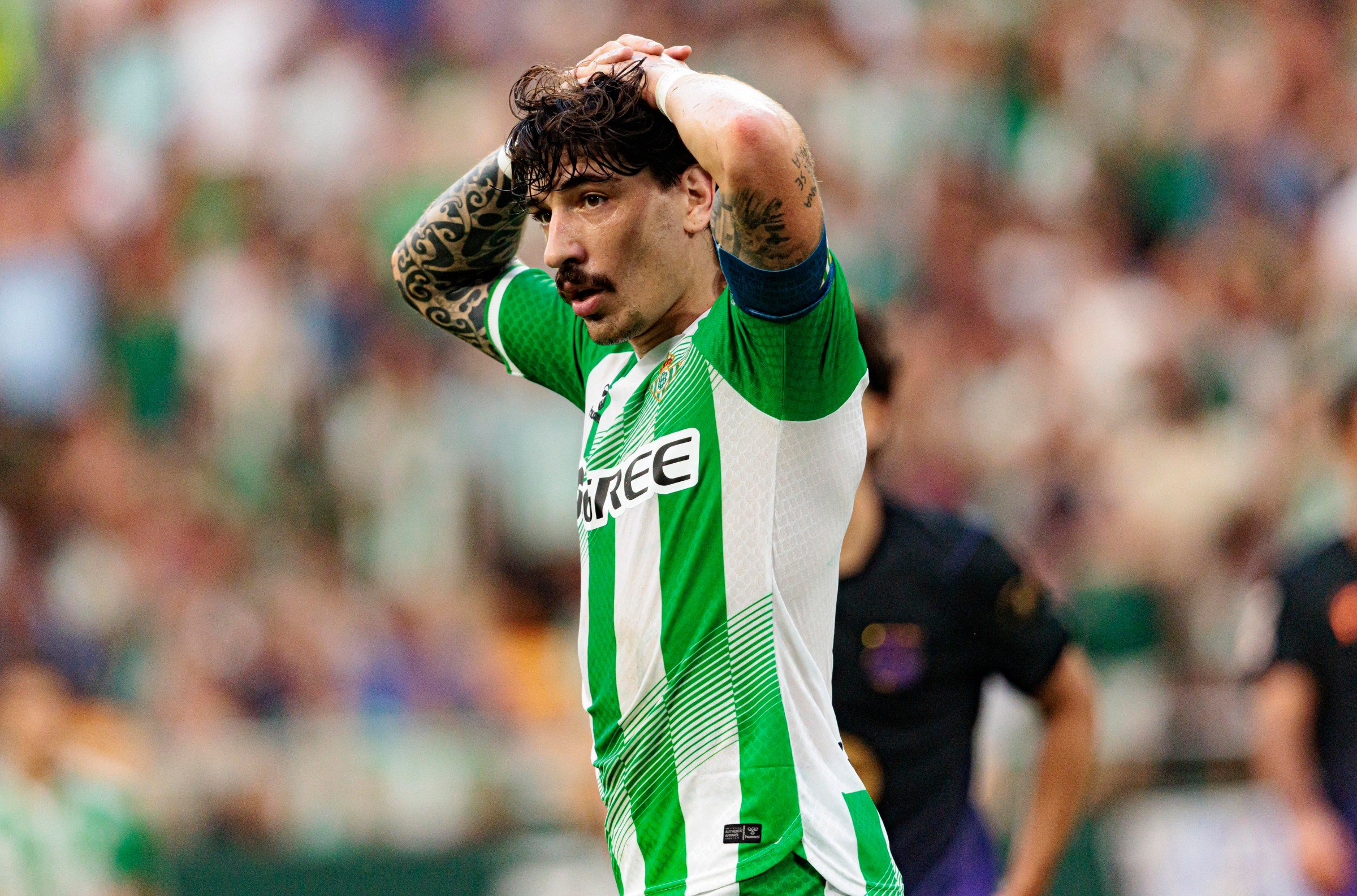 Hector Bellerin (Real Betis Balompie) seen in action during