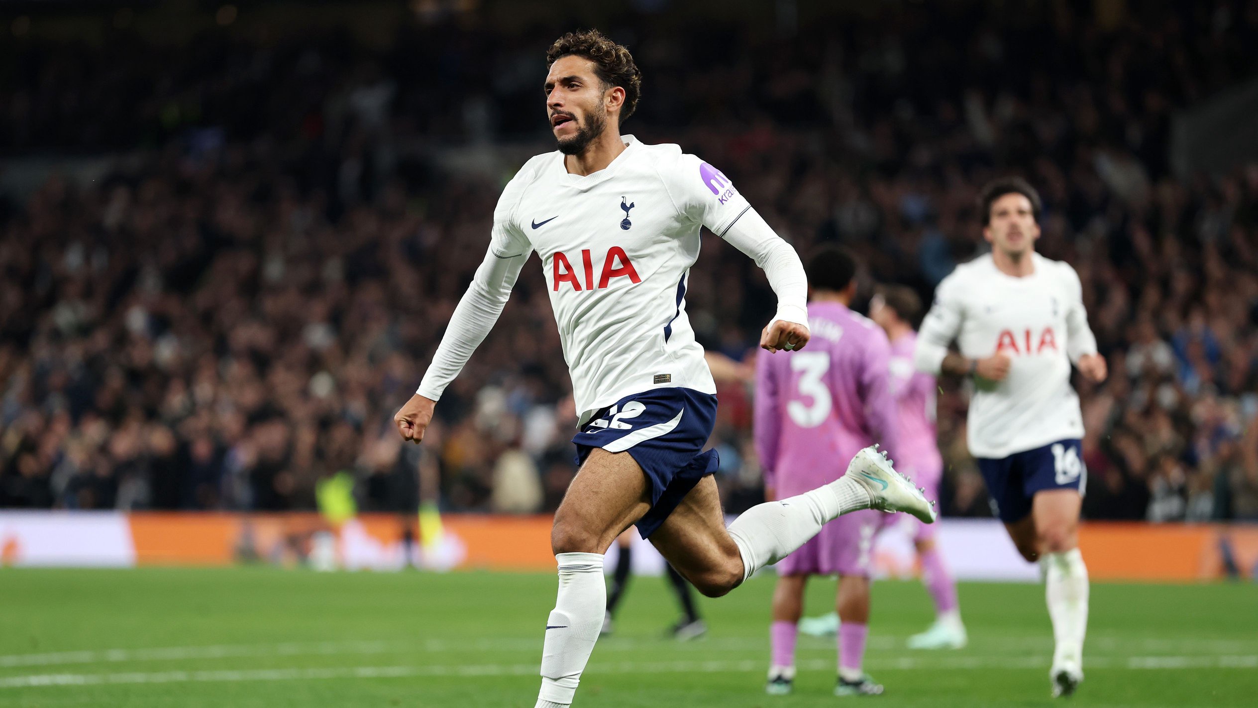 Video: Marmoush finally scores to give Tottenham their first Premier League win