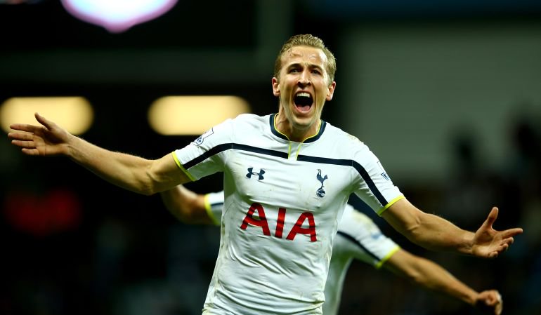 BIRMINGHAM, ENGLAND - NOVEMBER 02: Harry Kane of Spurs celebrates scoring their second goal during the Barclays Premier League match between Aston Villa and Tottenham Hotspur at Villa Park on November 2, 2014 in Birmingham, England. (Photo by Richard Heathcote/Getty Images)