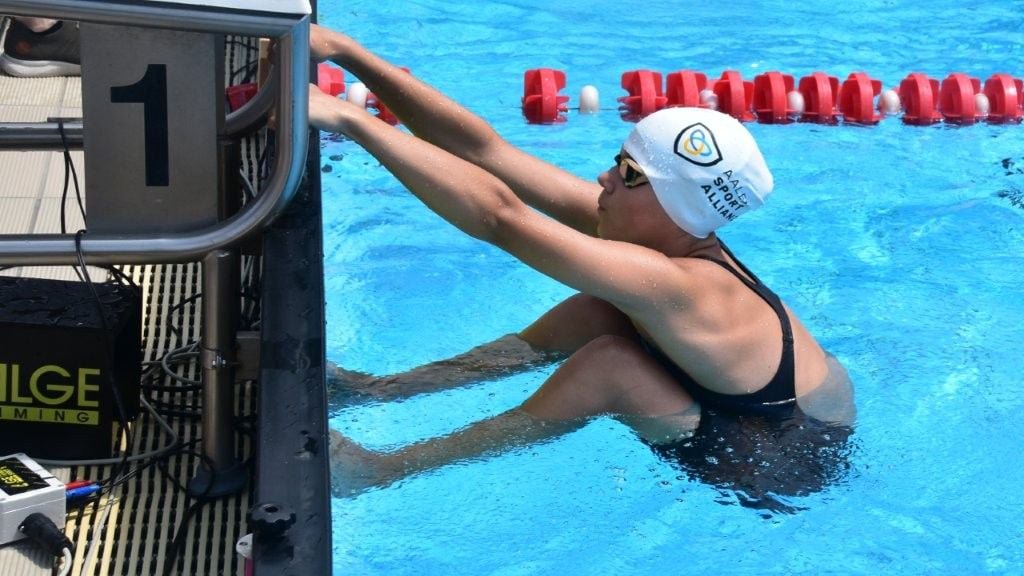 Arina Monastyrska von der Aalener Sportallianz freut sich über ihren ersten Vereinsrekord.