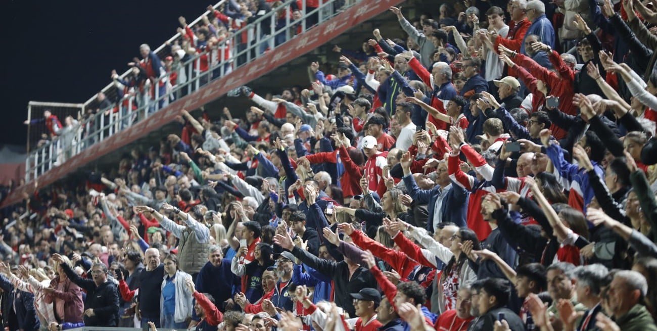 Unión defeats Estudiantes 3-1 in Torneo Clausura match