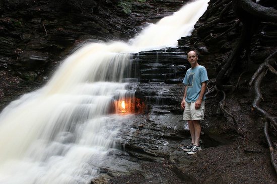 Eternal Flame Falls (Orchard Park) - All You Need to Know Before You Go ...