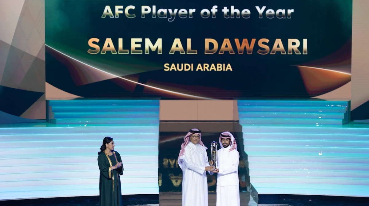Salem Al-Dawsari is hoping to complete a hat-trick of awards, having previously won in 2022 and 2025. (www.the-afc.com)