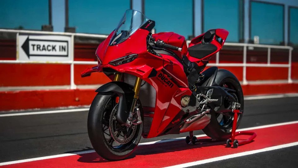 2027 Ducati Panigale V4 and V4 S