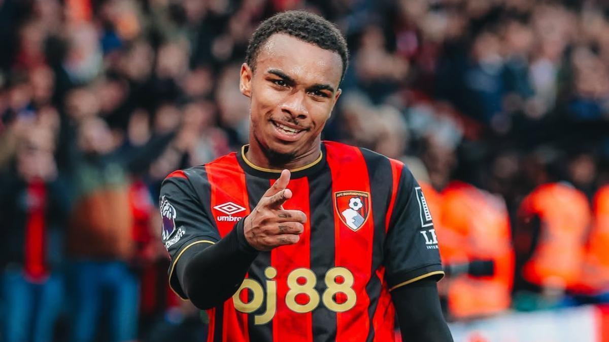 El Barça mantiene el interés por Eli Junior Kroupi