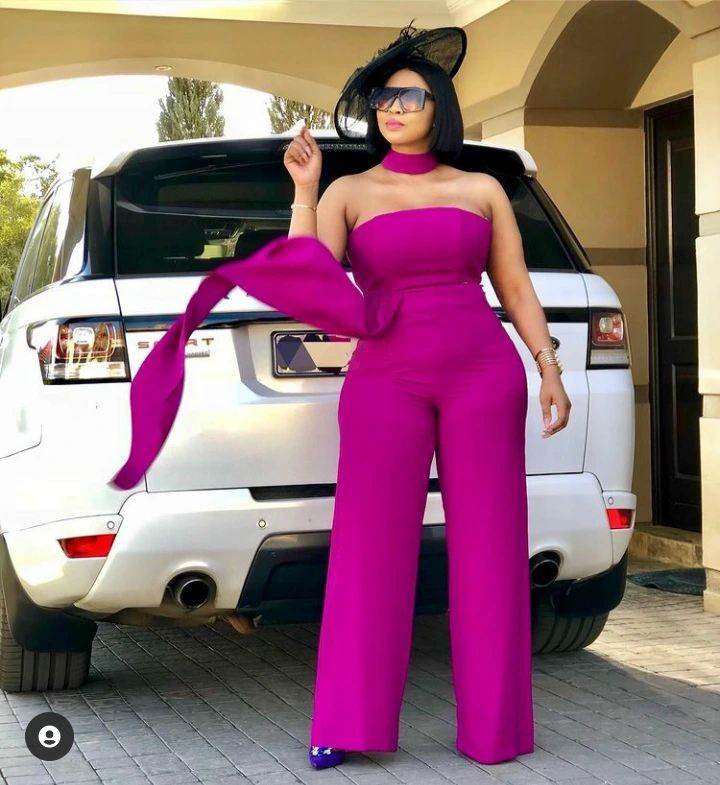 Ayanda Ncwane Recently Left Fans Gobsmacked As She Rocked The Orlando  Pirates Jersey In Style