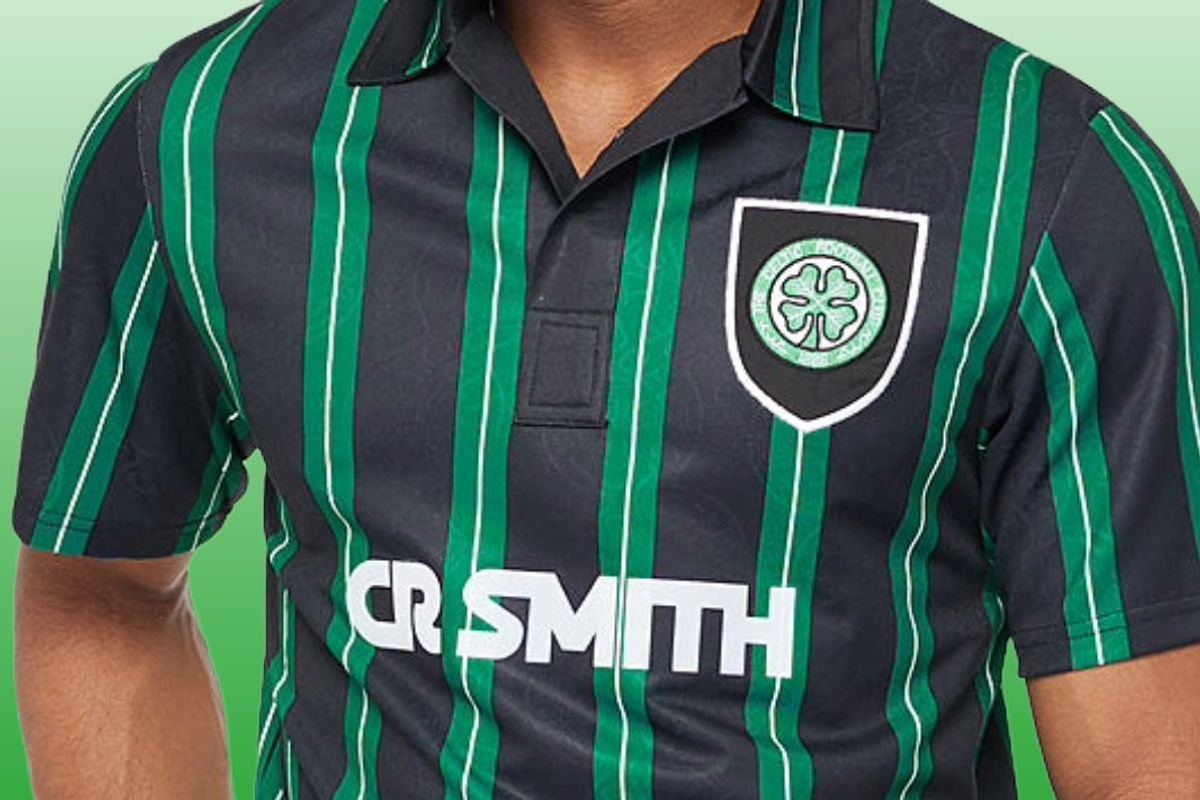Close up of man wearing Celtic's 1993/94 away shirt