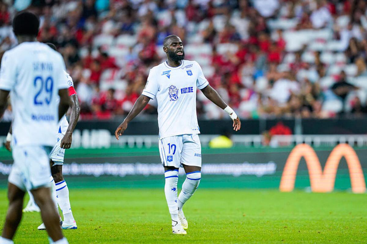 Lassine Sinayoko (AJ Auxerre)