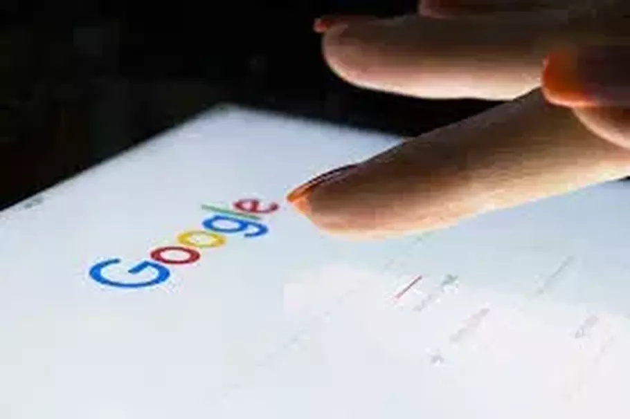 Hati-hati saat Anda mencari sesuatu di Google jika tidak ingin berurusan dengan polisi. - (Destiny Young/-)