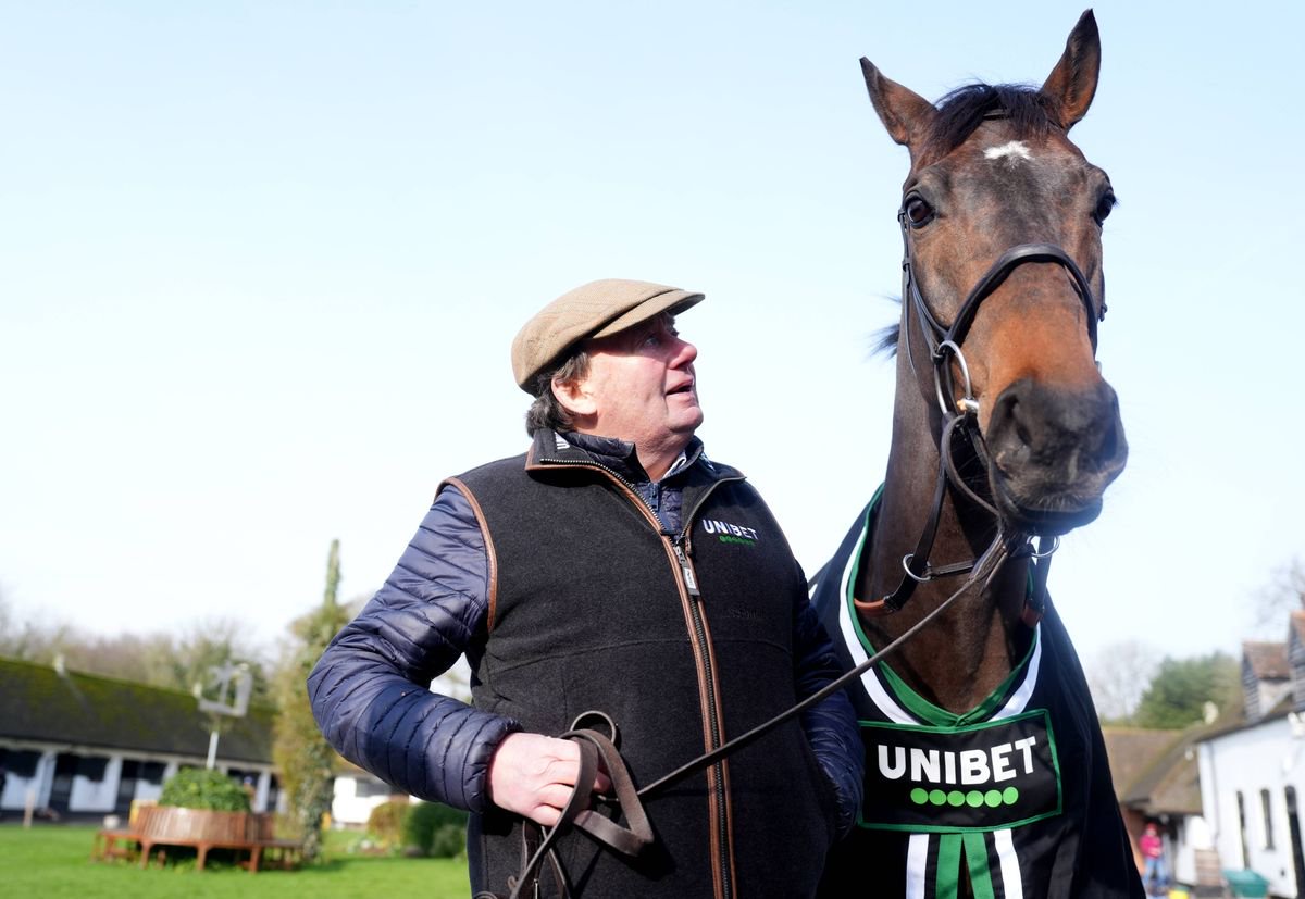 Nicky Henderson with Constitution Hill 