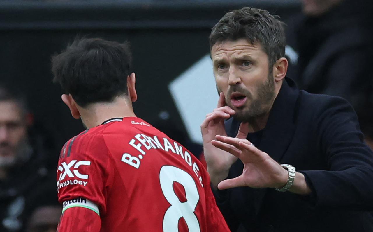 Michael Carrick to remain in charge at Manchester United