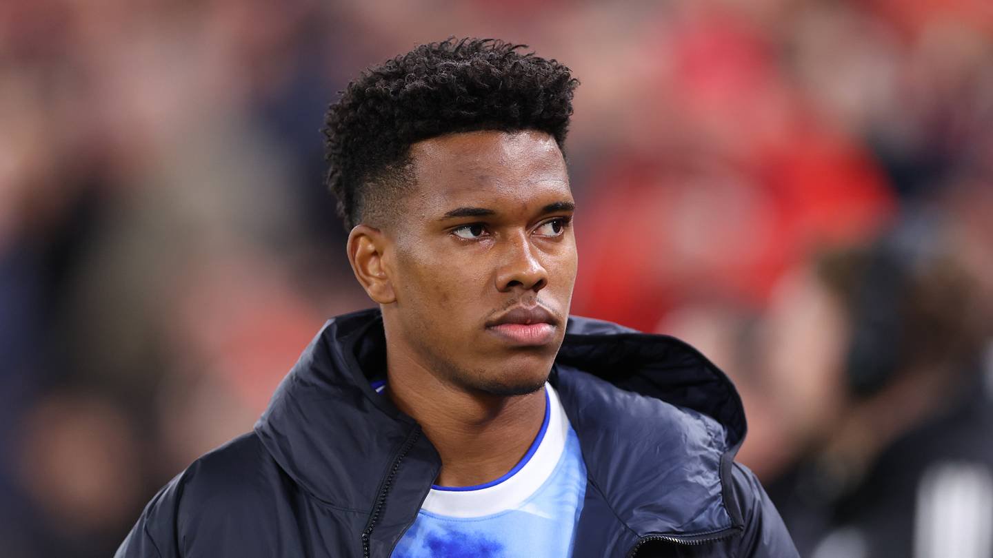 Estevao’s frustrating season has not stopped him winning over Chelsea fans