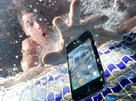 What to Do If Your Phone falls Inside Water