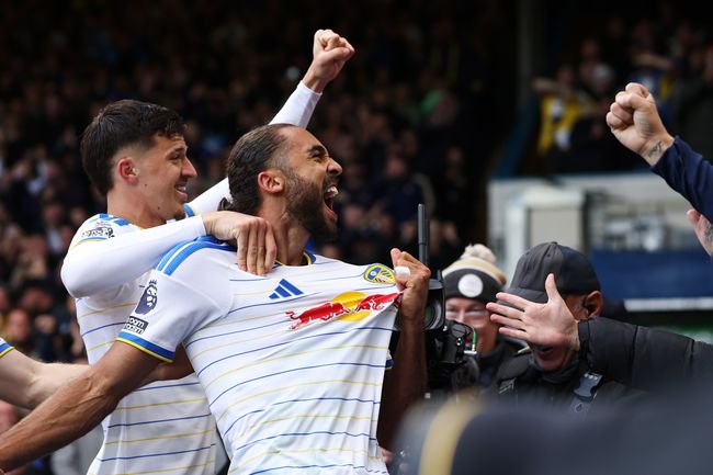 Leeds United player ratings vs Manchester United amid Calvert-Lewin milestone and Ao Tanaka enigma