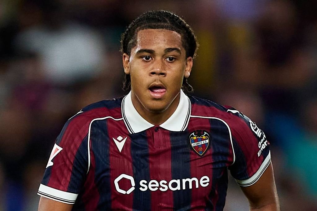 Ifeanyi Ndukwe in action for Levante