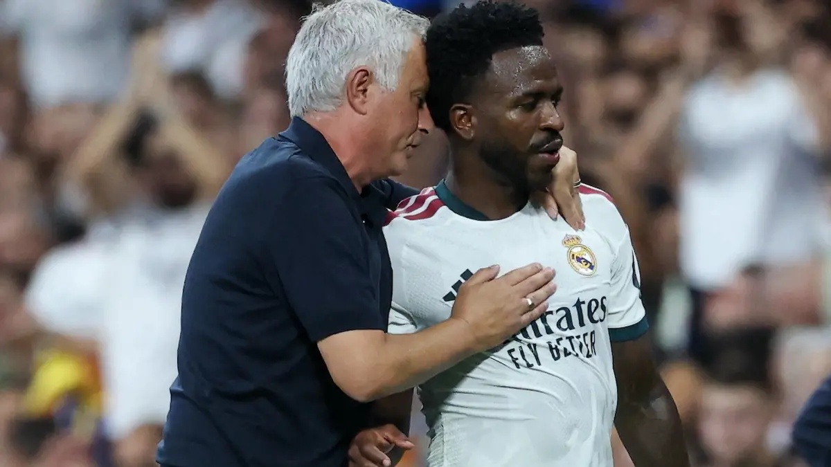 José Mourinho e Vinícius Júnior