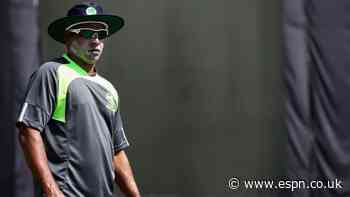 Chaminda Vaas unveiled as Delhi Capitals' fast-bowling coach