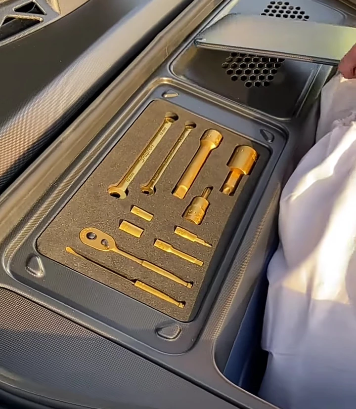 2e2bd3f8efaa926a5c949f57a710203f?quality=uhq&format=webp&resize=720