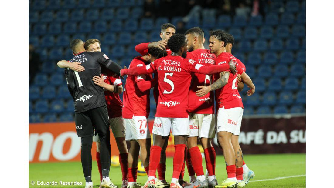 Santa Clara e mais 10 equipas na Europa segue invictas