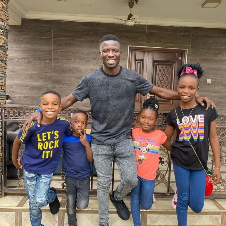 See photos of actor Kwaku Manu and his beautiful family