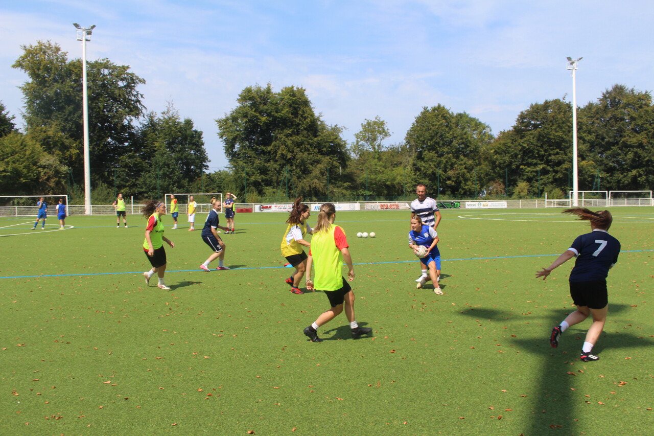 Une première initiation a eu lieu il y a quelques semaines avec les joueuses du FC Dieppe plutôt conquises par la discipline.