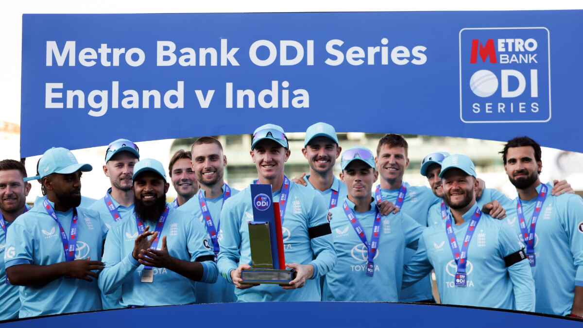 England players celebrate