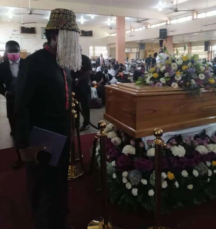 303e691dfe044cda9e66382d593fb563?quality=uhq&format=webp&resize=720 Massive Uproar As Anas Aremeyaw Anas Arrives At Kweku Baako's Mother Burial Ground -SEE PHOTOS