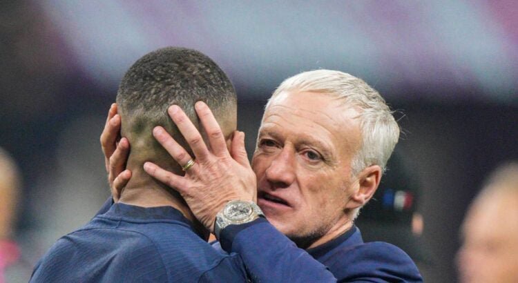 Didier Deschamps : sans permis de conduire, ce crack des Bleus a dû demander à sa mère de l'accompagner devant le sélectionneur émérite