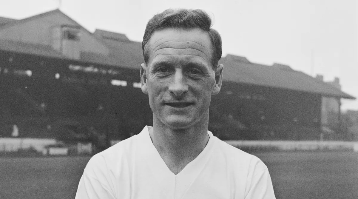 Preston North End Football Club forward Tom Finney (1922-2014) during training with the England squad at Stamford Bridge for a friendly international match against the USSR, October 20th, 1958. (Photo by Evening Standard/Hulton Archive/Getty Images)
