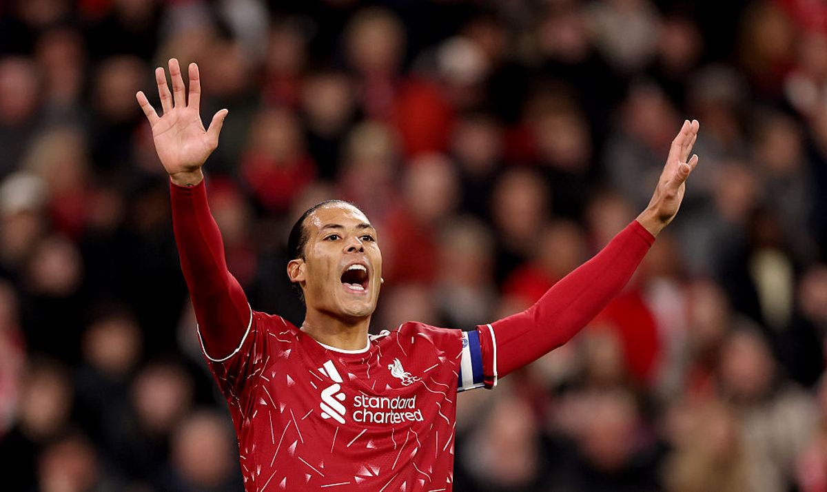 LIVERPOOL, ENGLAND - OCTOBER 28:  Virgil van Dijk of Liverpool during the Carabao Cup Fourth Round match between Liverpool and Chelsea at Anfield on October 28, 2026 in Liverpool, England. (Photo by Carl Recine/Getty Images)