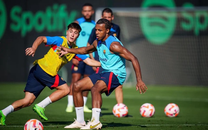 3 Key Players That Were Present At Barcelona’s Training Session.