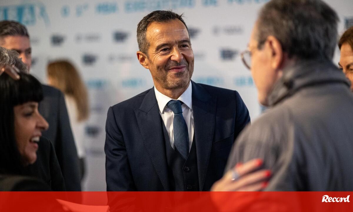Jorge Mendes: "They told me Bernardo Silva's maximum would be Paços de Ferreira