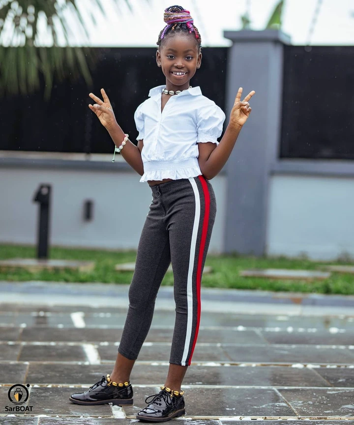 Okyeame Kwame shows Ghanaians that his daughter is the prettiest in the country (photos)