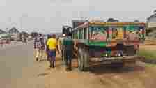 OCHA Brigade, ARTMA Impound Vehicles For Illegal Parking In Onitsha