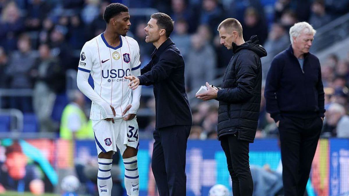 Josh Acheampong and Xabi Alonso talking