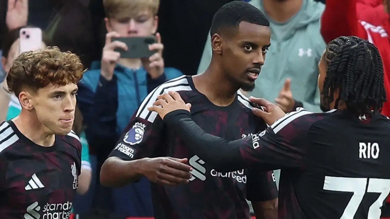 Liverpool players Victor Munoz, Alexander Isak and Rio Ngumoha celebrate