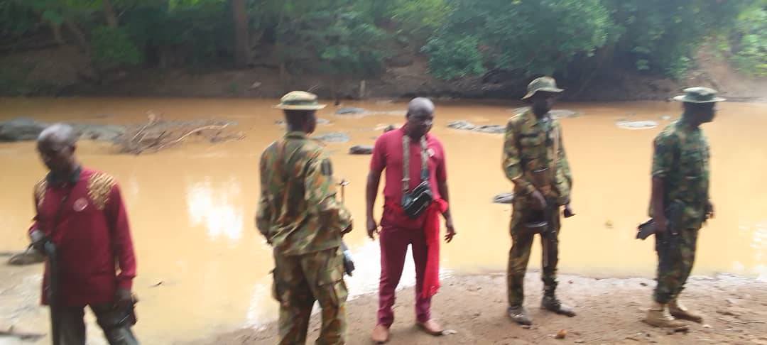 Suspected kidnapper shot dead as security operatives rescue 13 abducted passengers in Ondo